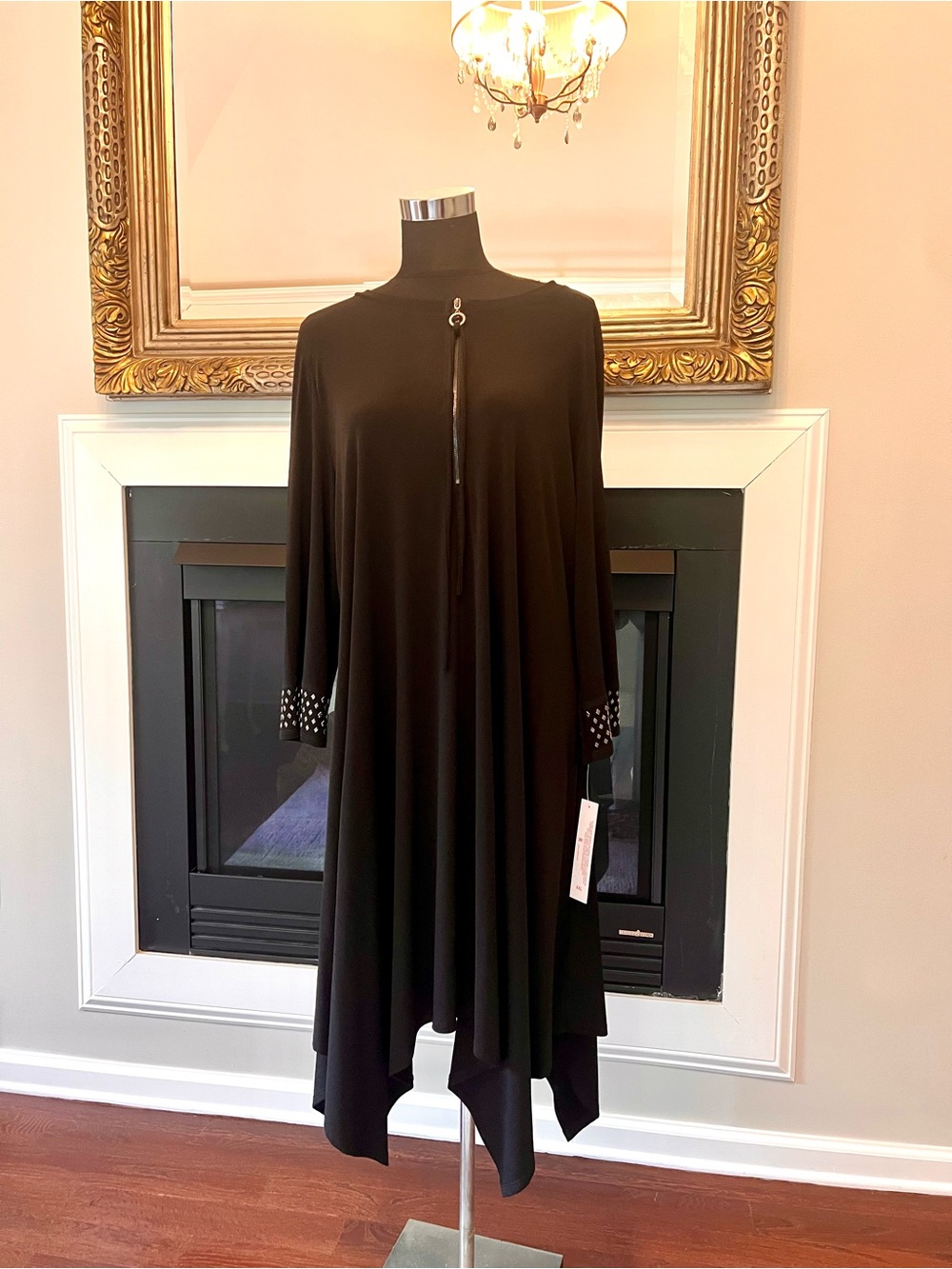 NWT IC COLLECTION Black Long sleeved Dress with Studded Cuffs XXL